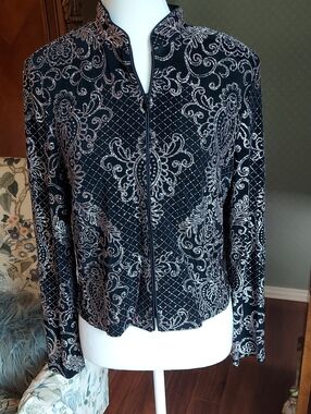 Alex Evenings Black Zip-Front Embellished Crop Jacket